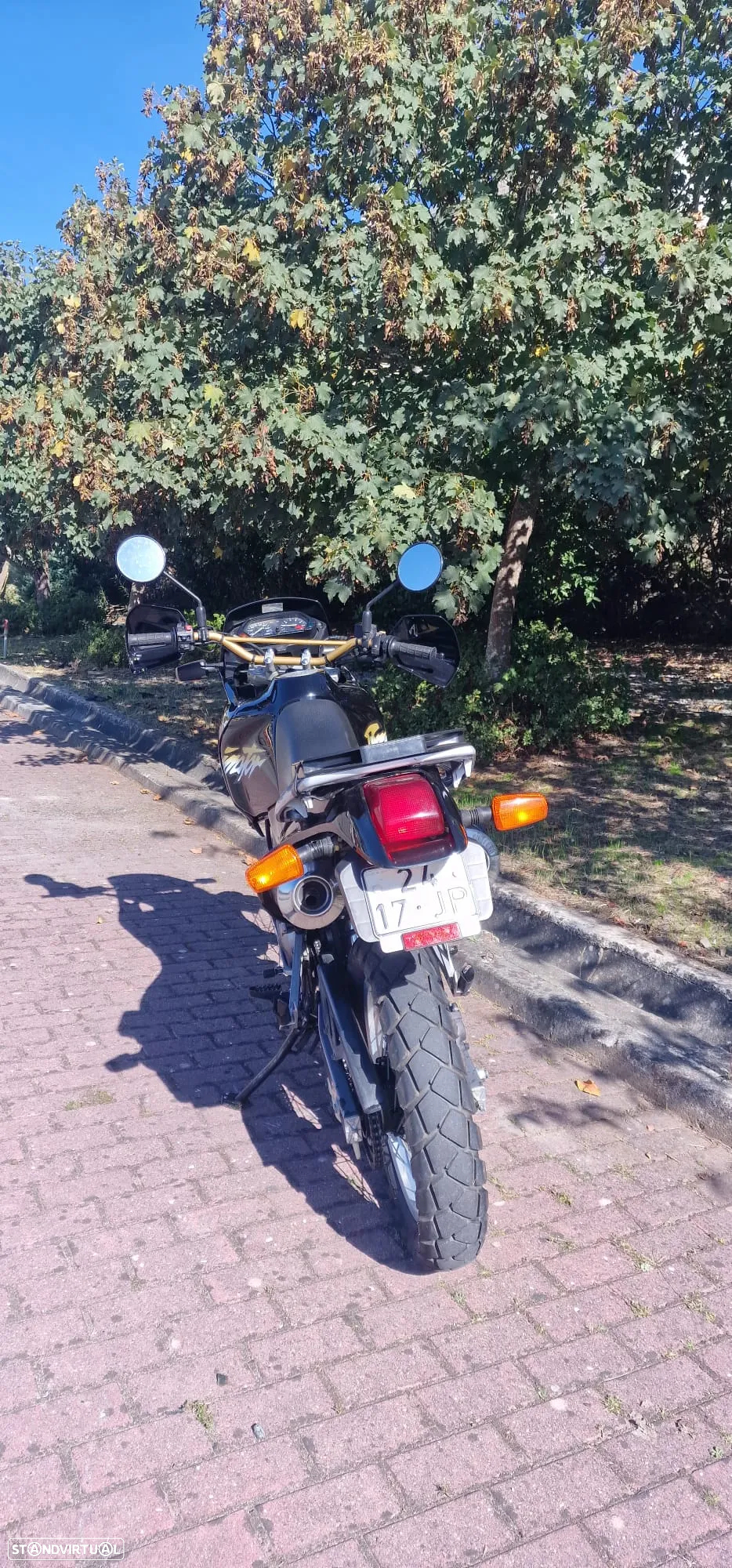 Honda Dominator Honda Dominator 650 - 17