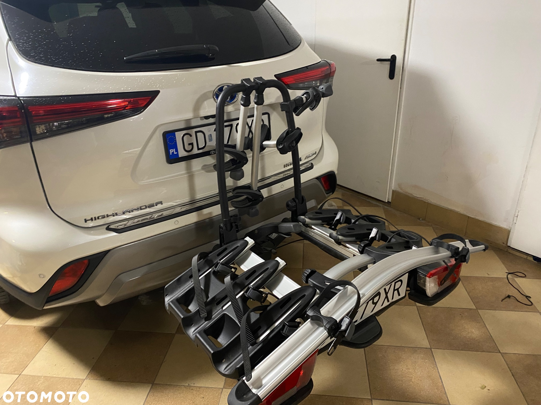 Toyota Highlander 2.5 Hybrid Executive - 13