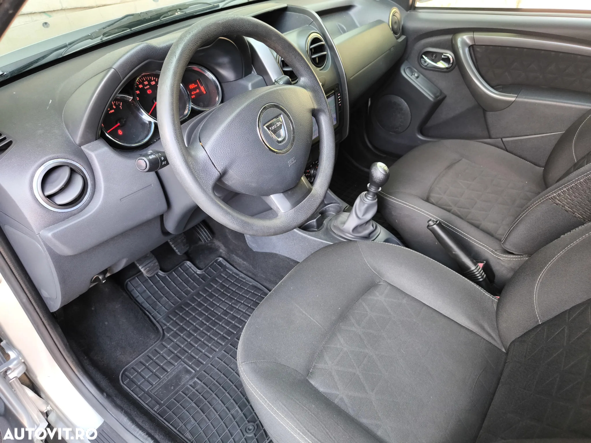 Dacia Duster 1.5 dCi 4x4 Ambiance - 9