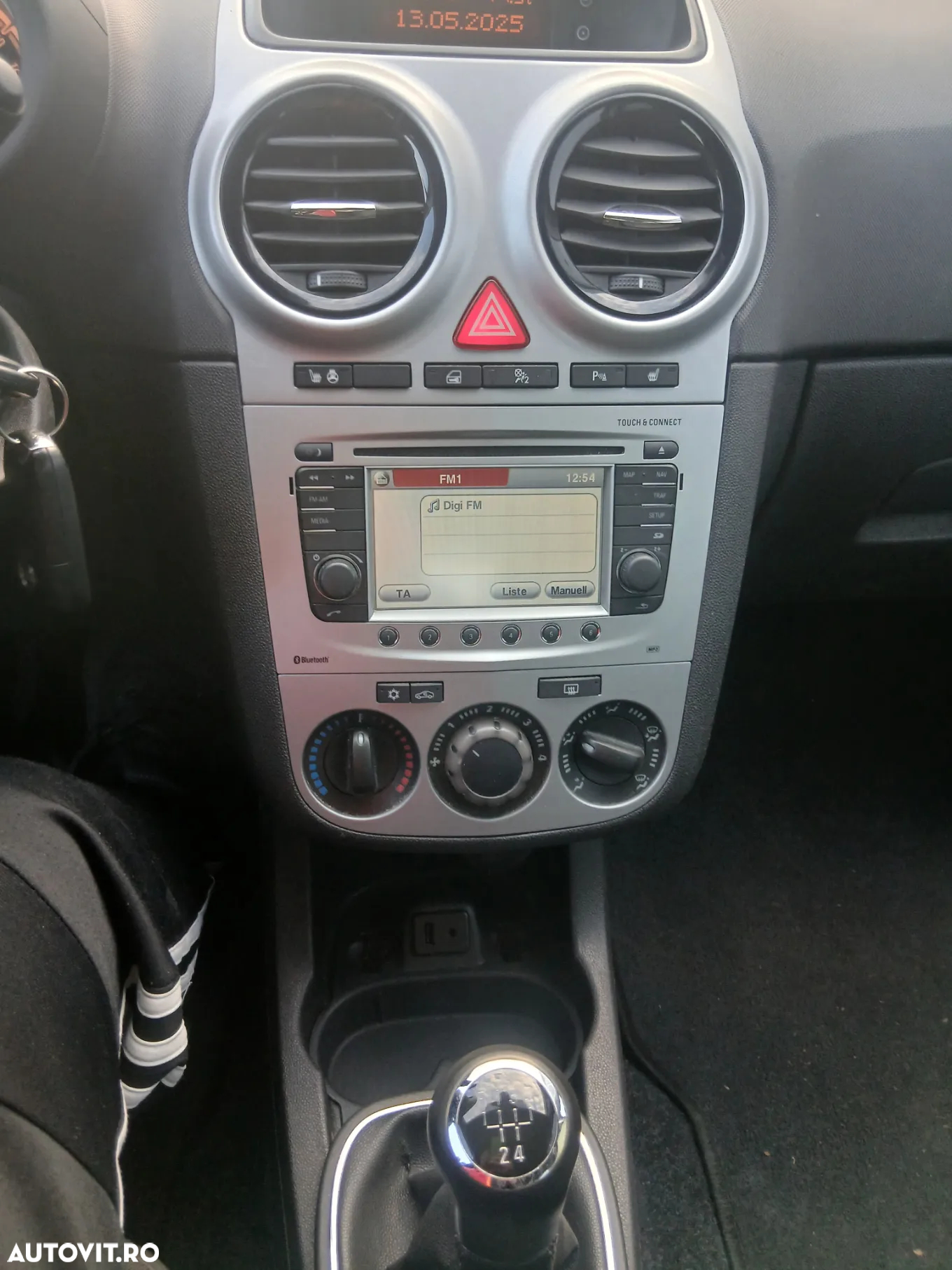 Opel Corsa 1.4 Enjoy - 8