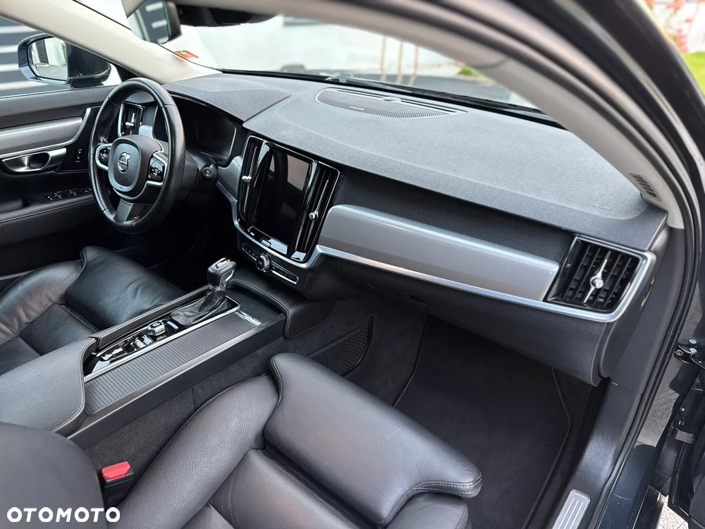 Volvo V90 - 31