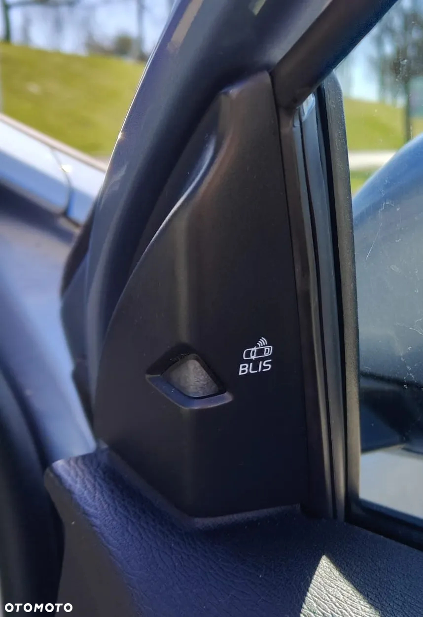 Volvo V40 D2 Drive-E Momentum - 21
