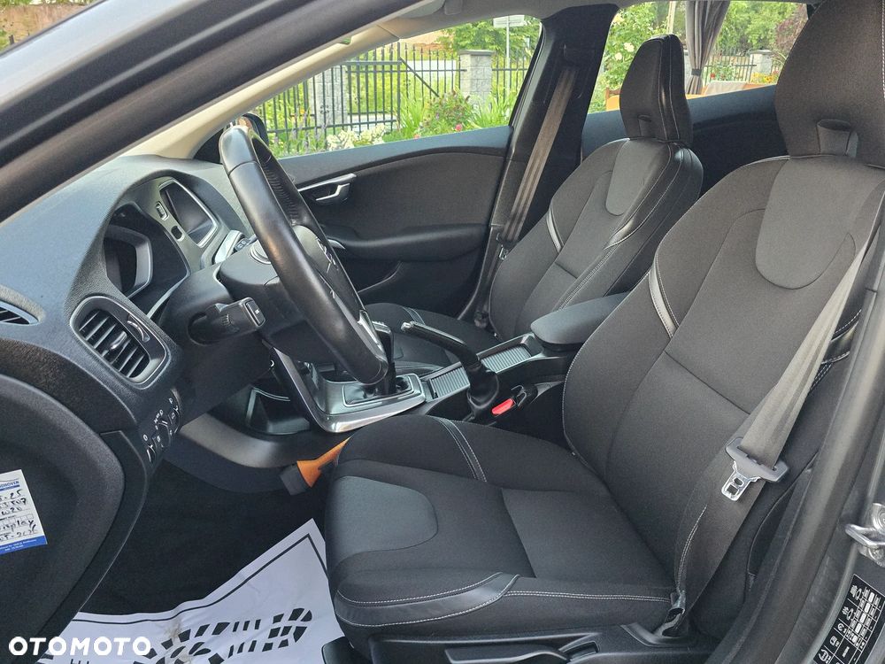 Volvo V40 T2 Drive-E Summum - 31