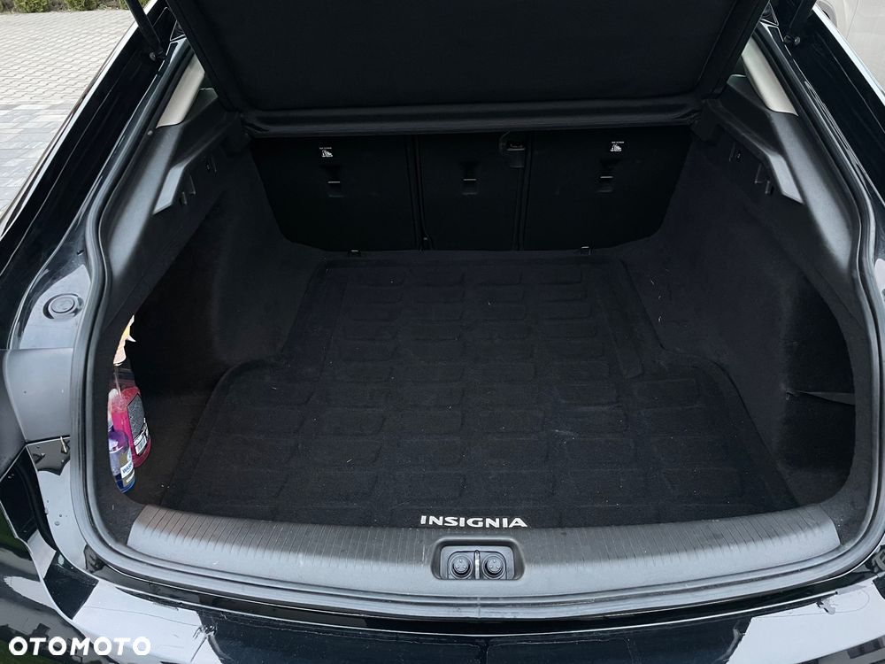 Opel Insignia 2.0 T Business Elegance S&S - 25