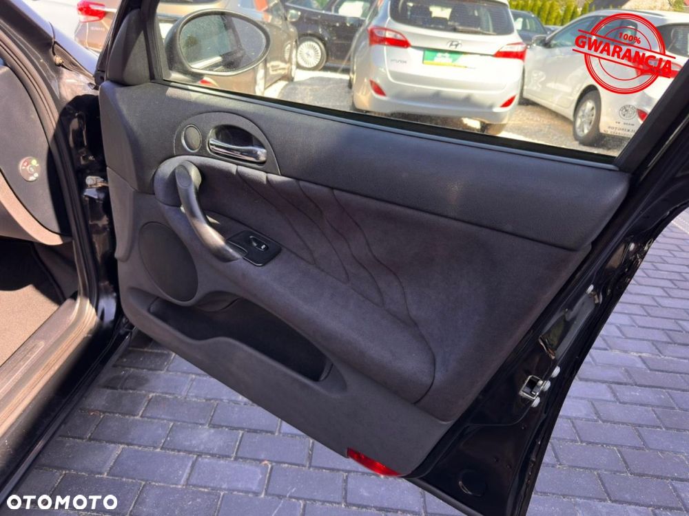 Alfa Romeo 147 - 25