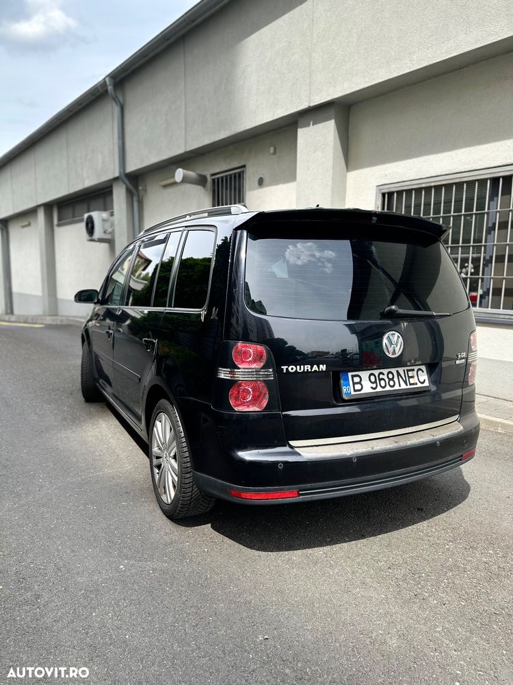 Volkswagen Touran 1.9 TDI Highline - 4