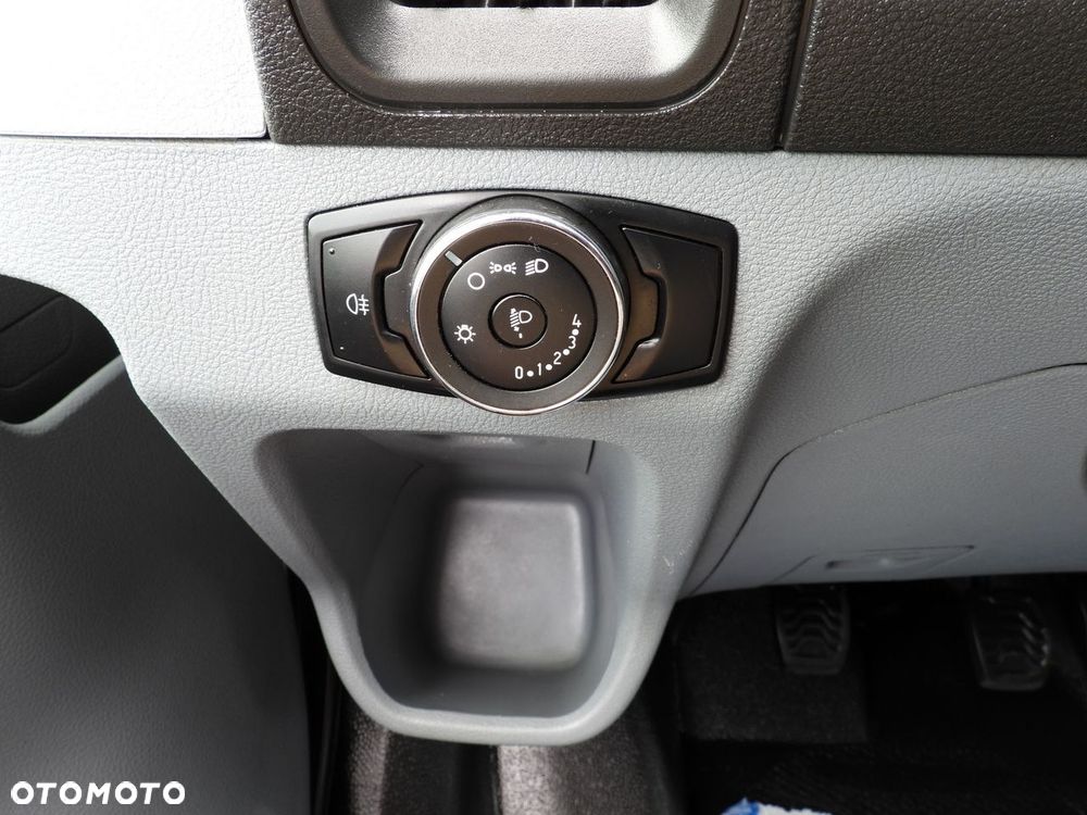 Ford TRANSIT FURGON CHŁODNIA  5*C KLIMATYZACJA  105KM - 28