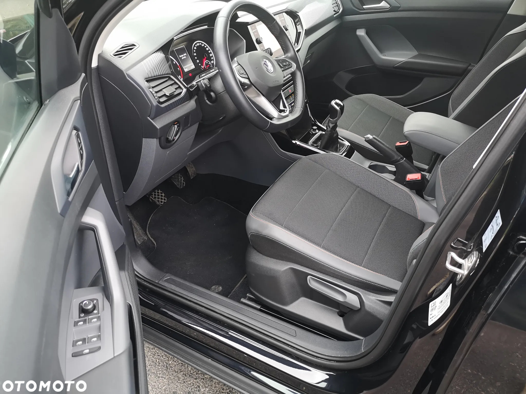 Volkswagen T-Cross 1.0 TSI Special Edition - 9