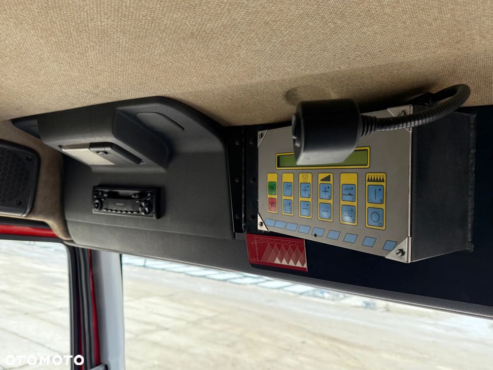 Renault Midlum Skrapiarka Drogowa Secmair 6000 l - 21