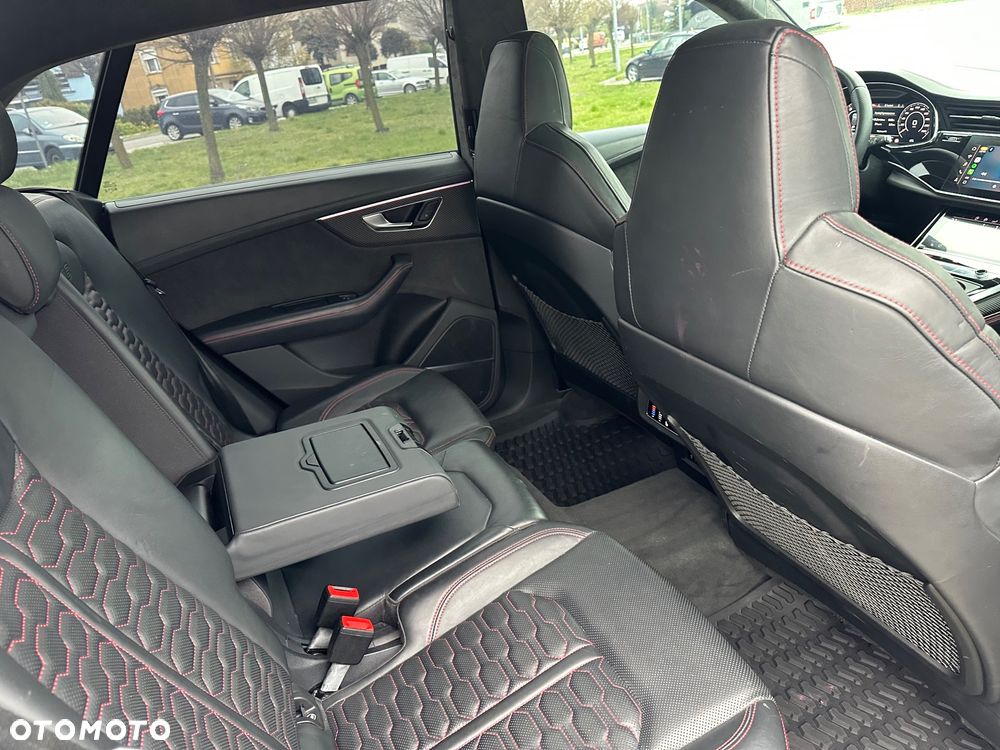 Audi RS Q8 - 11