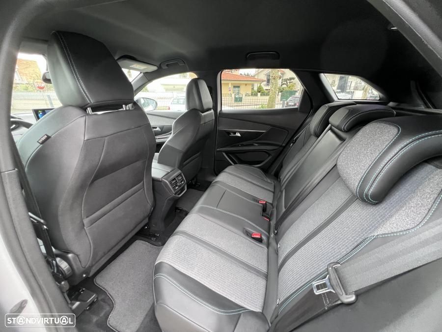 Peugeot 3008 1.6 Hybrid Allure Pack e-EAT8 - 20