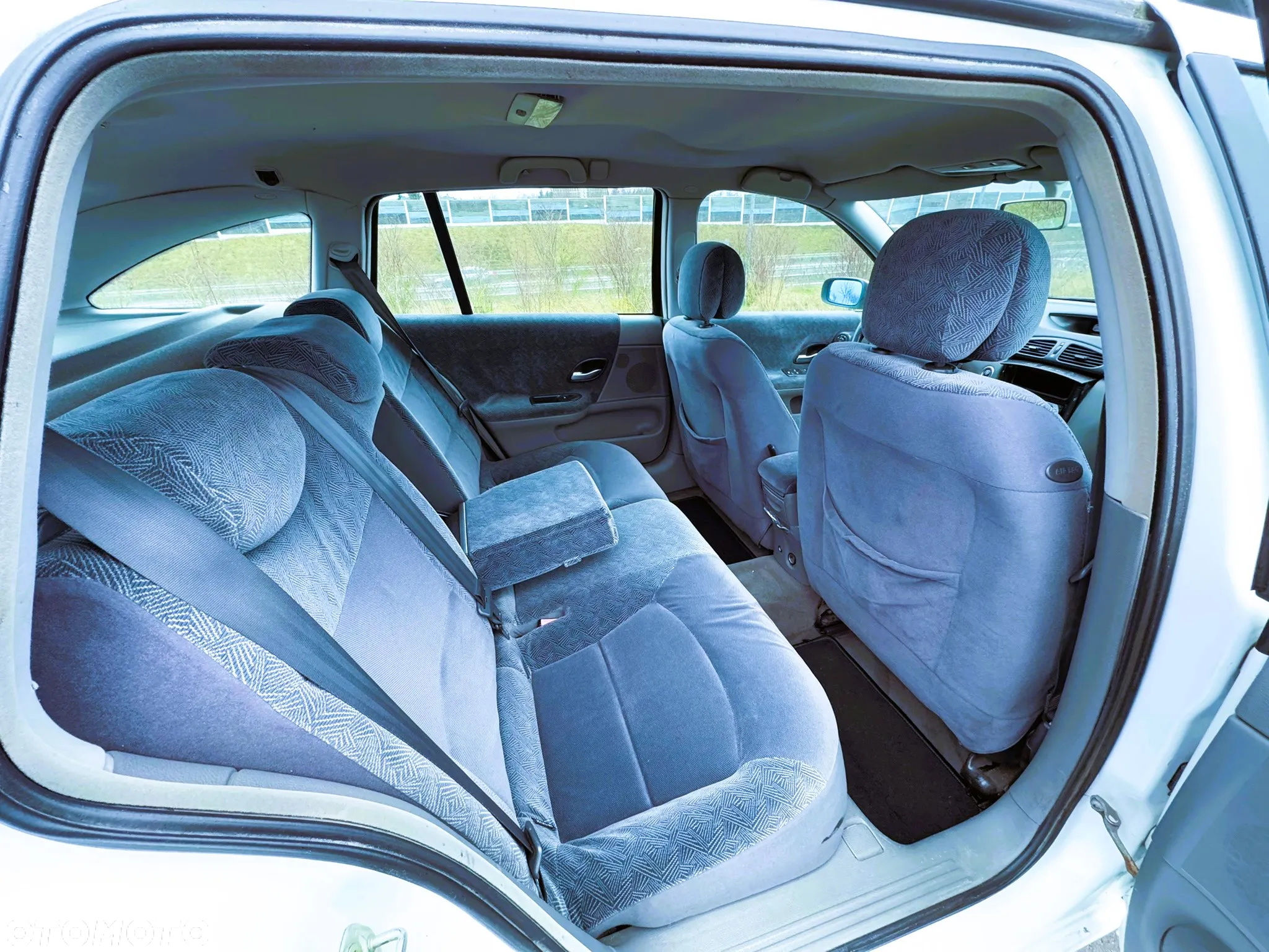 Renault Laguna 1.8 Automatik Dynamique - 7