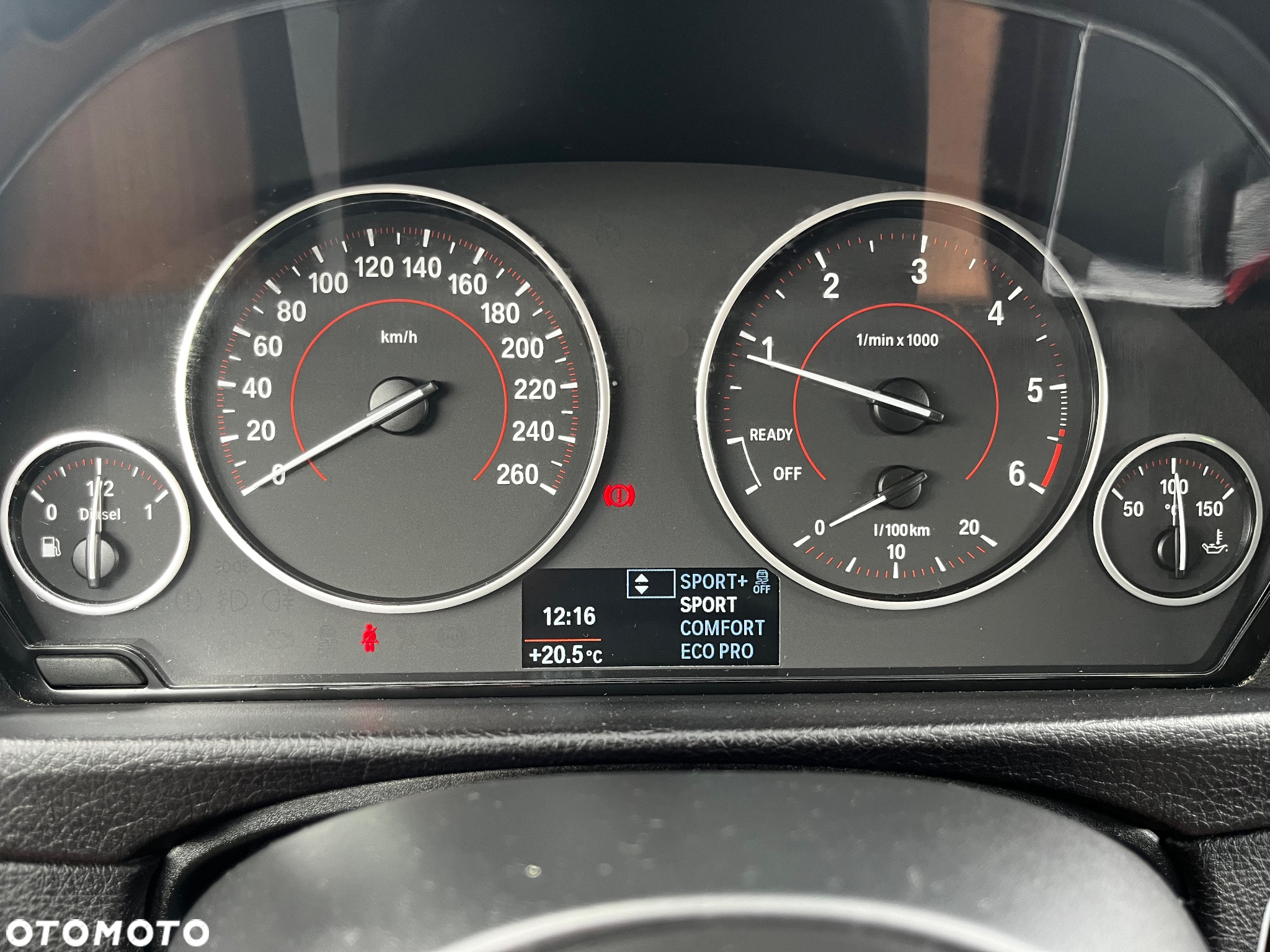BMW Seria 3 320d xDrive Sport Line - 32