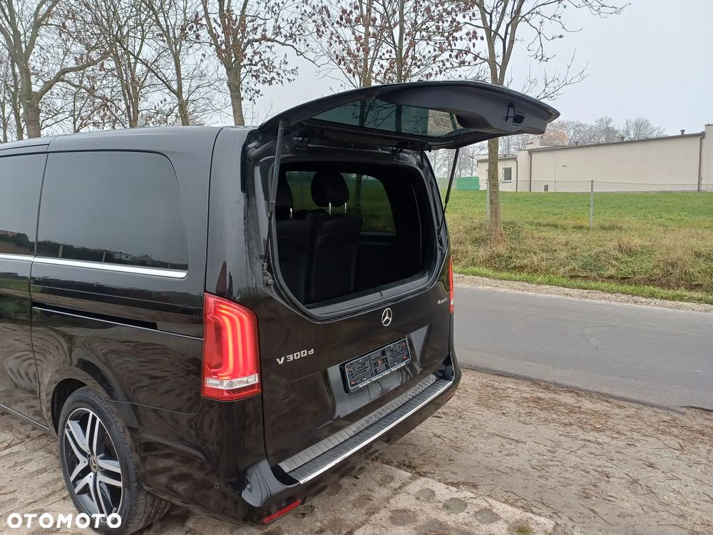 Mercedes-Benz Klasa V 300 d Extralang 9G-TRONIC Avantgarde - 26