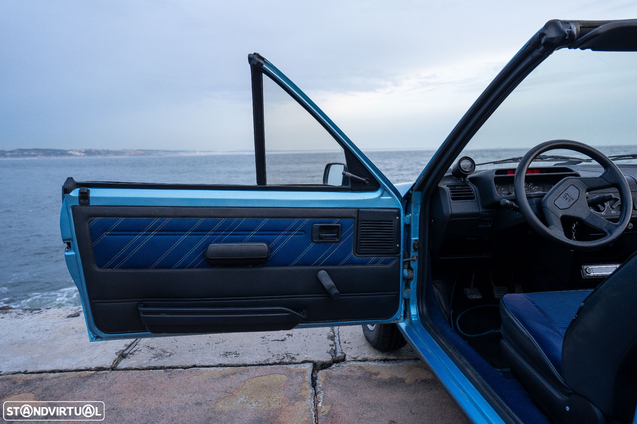 Peugeot 205 Cabrio 1.4 CT - 42