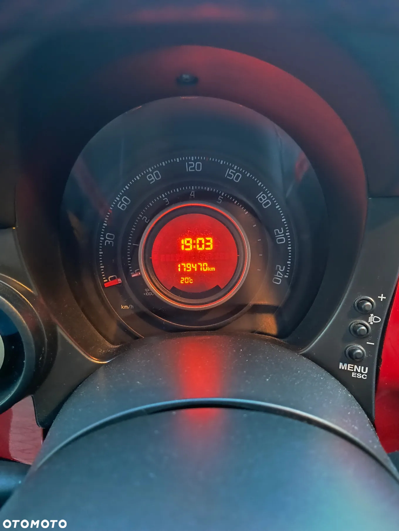 Abarth 500 ver-1-4-16v-t--jet-abarth - 5