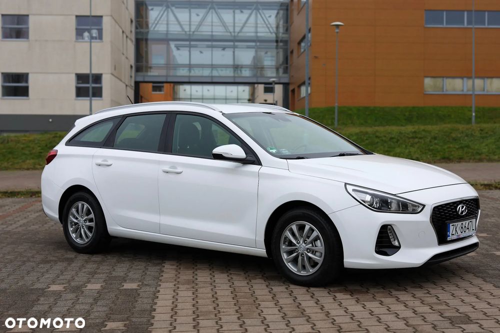 Hyundai i30 1.0 T-GDI Passion Plus - 1