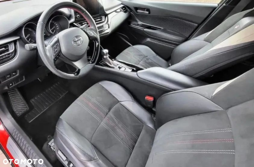 Toyota C-HR - 6