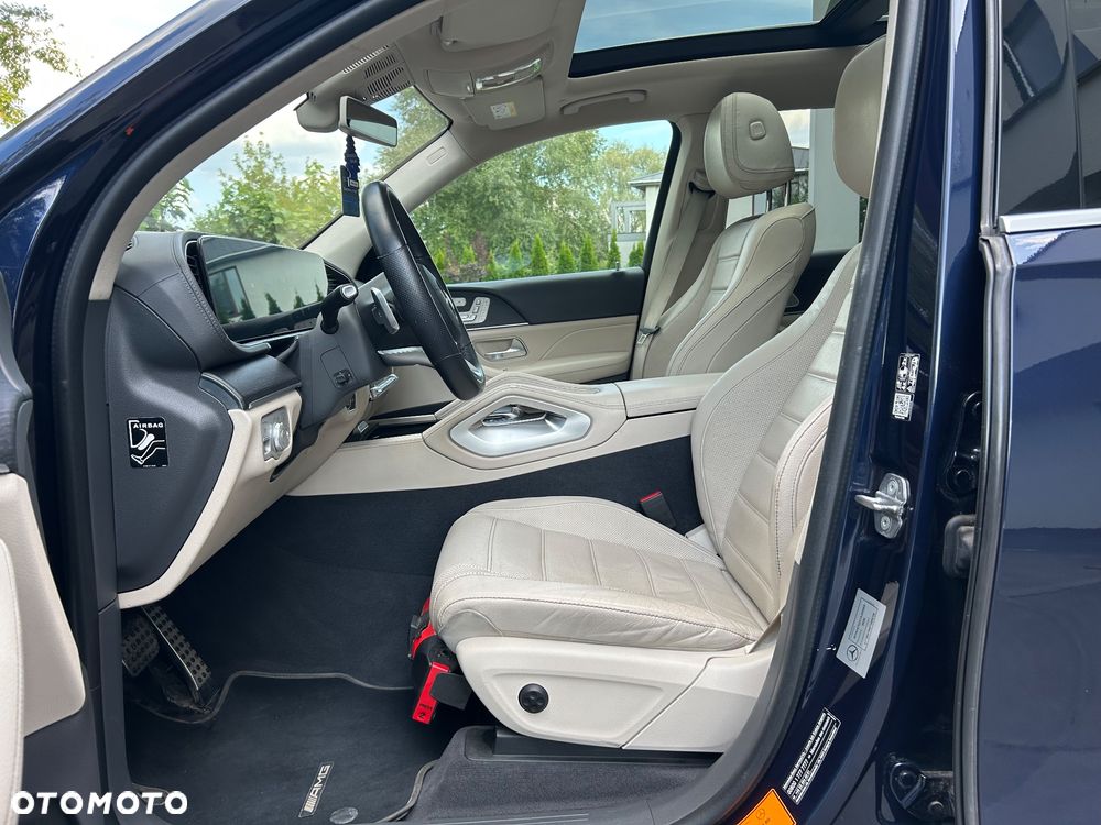 Mercedes-Benz GLS - 22
