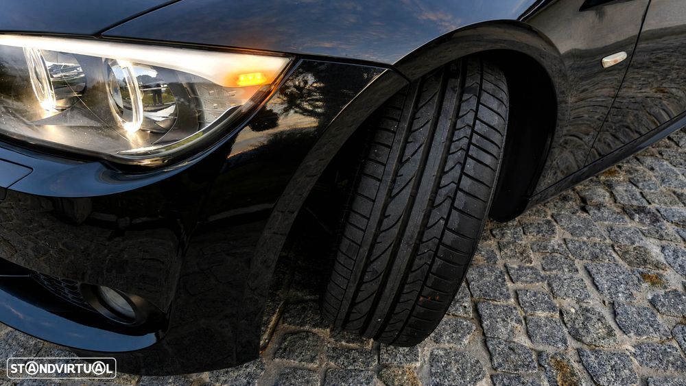 BMW 320 d Coupe Edição M - 4
