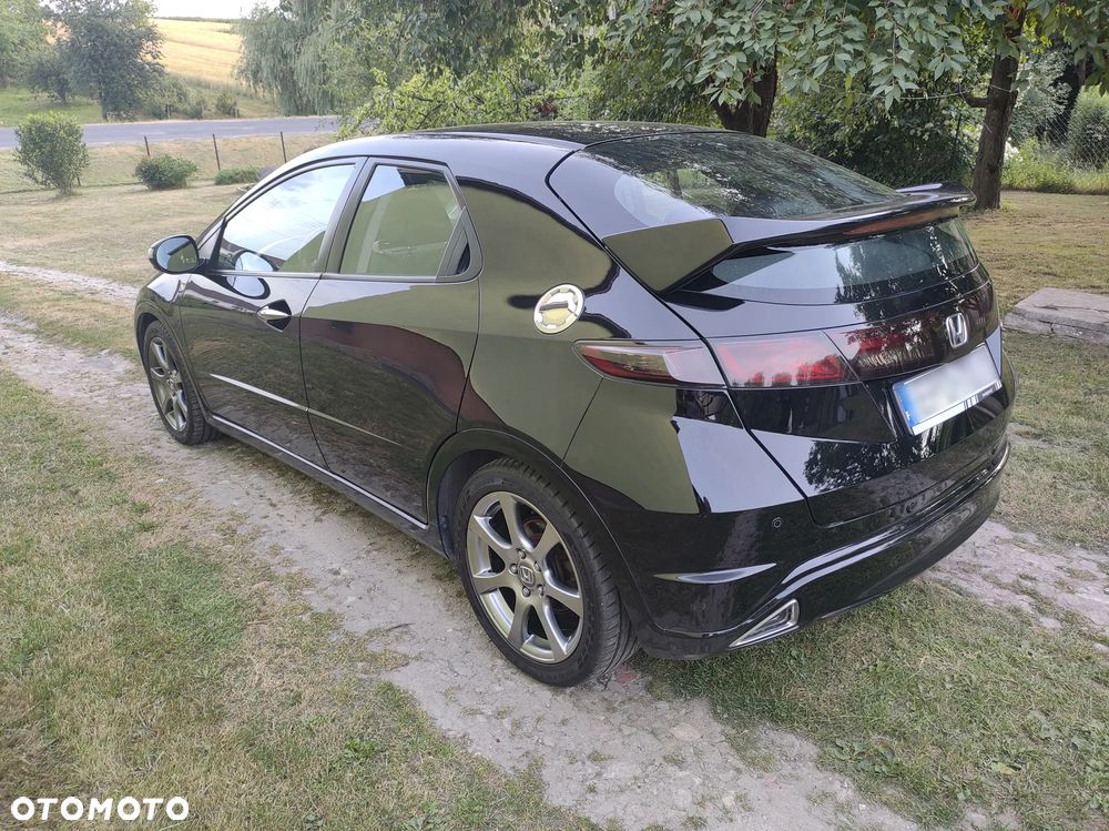 Honda Civic 1.8 GT Special Edition - 7
