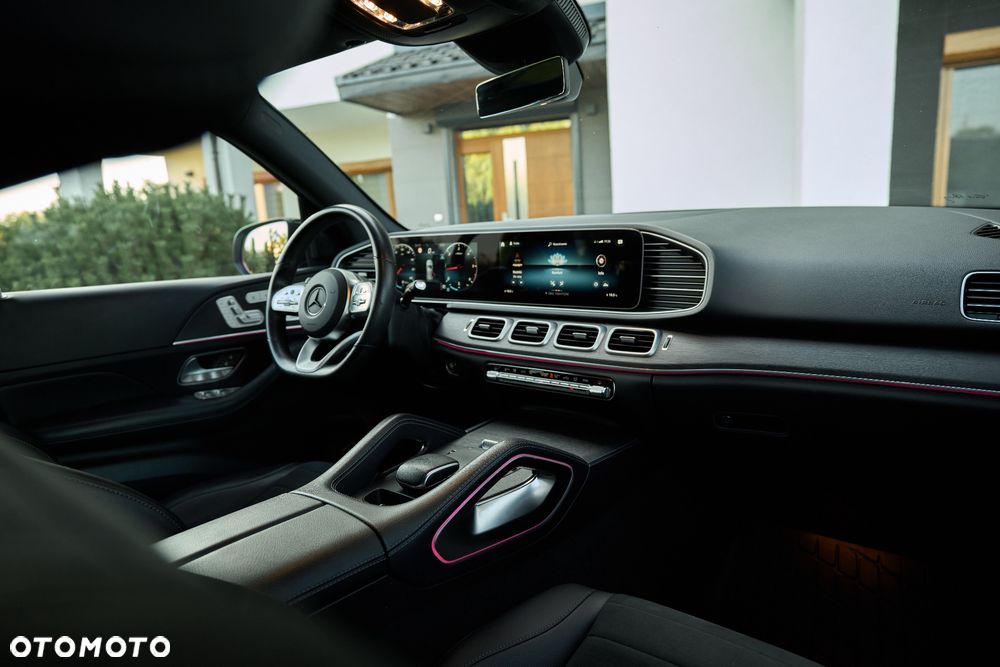 Mercedes-Benz GLE 300 d 4-Matic - 33
