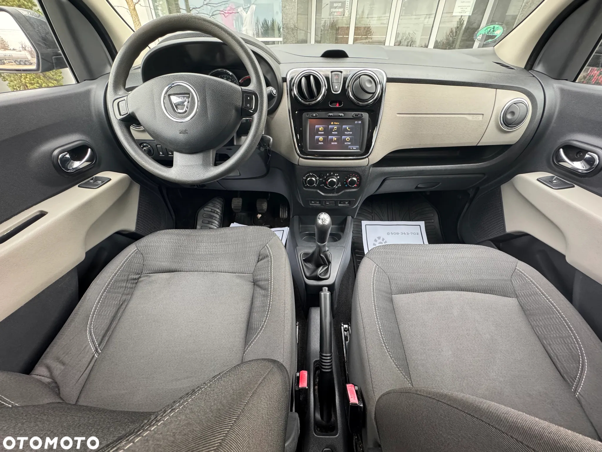Dacia Lodgy 1.6 MPI 85 Prestige - 6