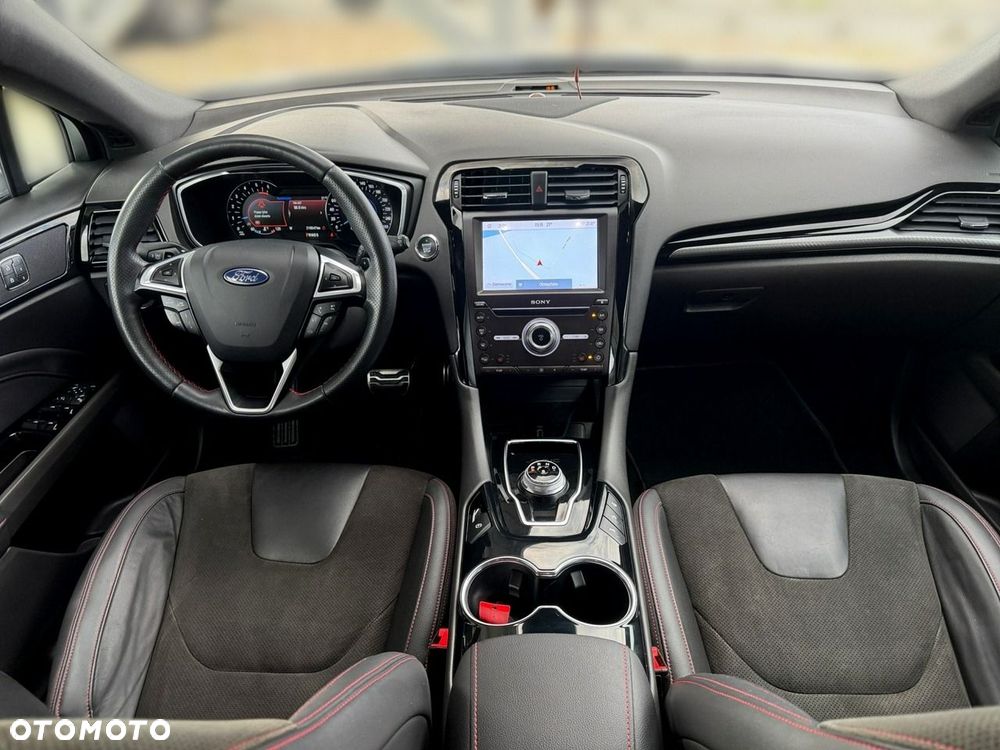 Ford Mondeo - 22