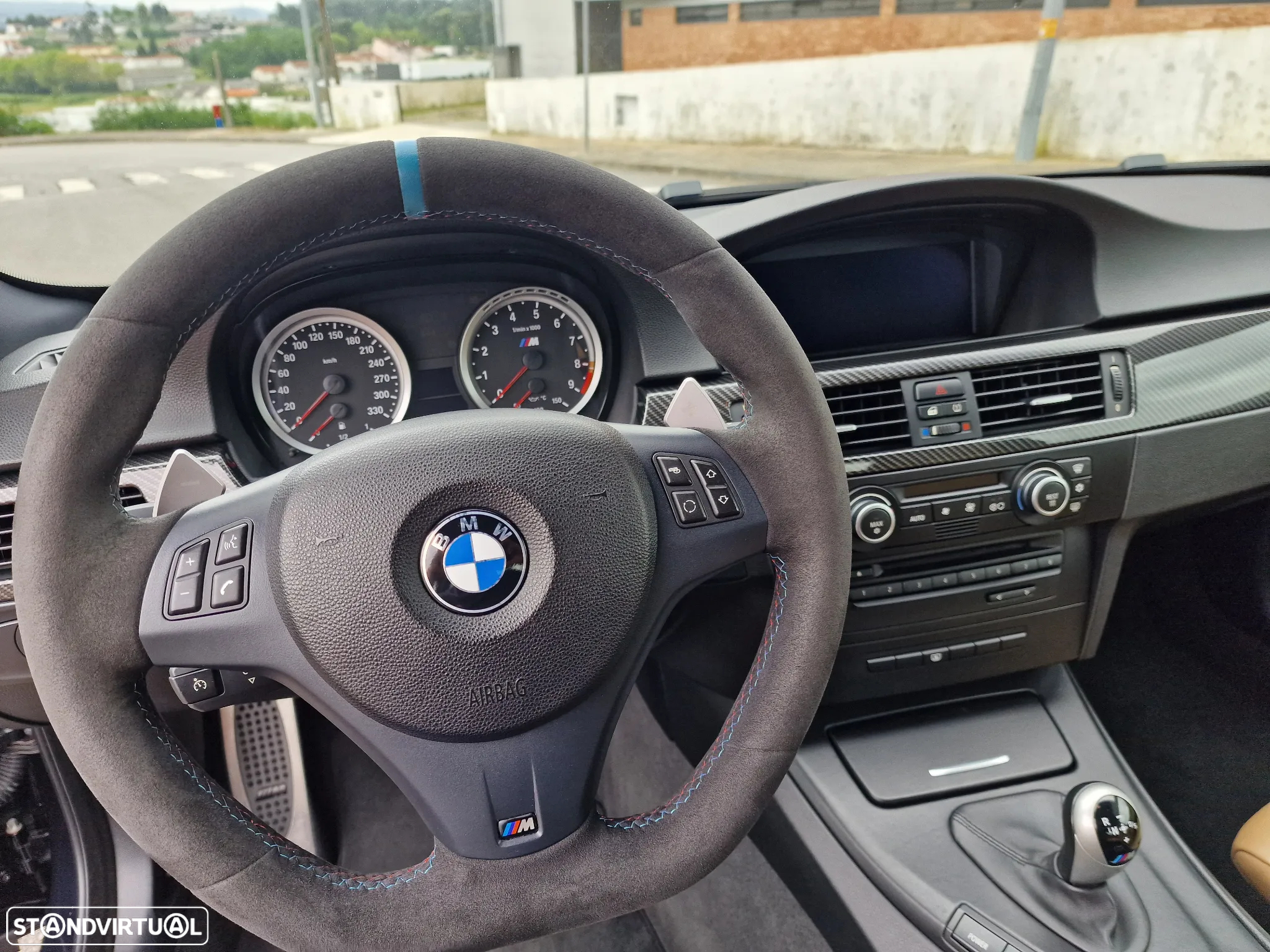 BMW M3 Auto - 25