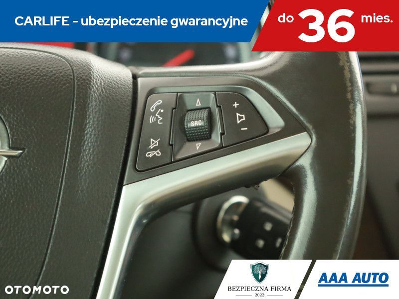 Opel Insignia - 19
