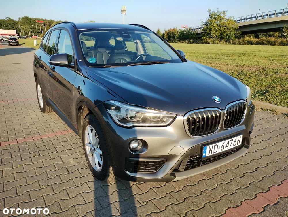 BMW X1 xDrive25i Advantage - 10