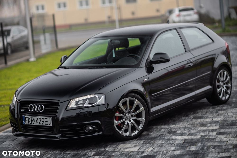 Audi A3 3-drzwiowe 2.0 TDI DPF Quattro Ambiente - 9
