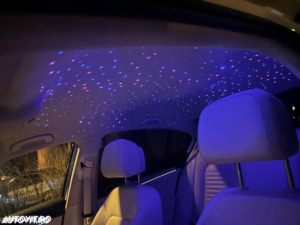 Volkswagen Passat - 12