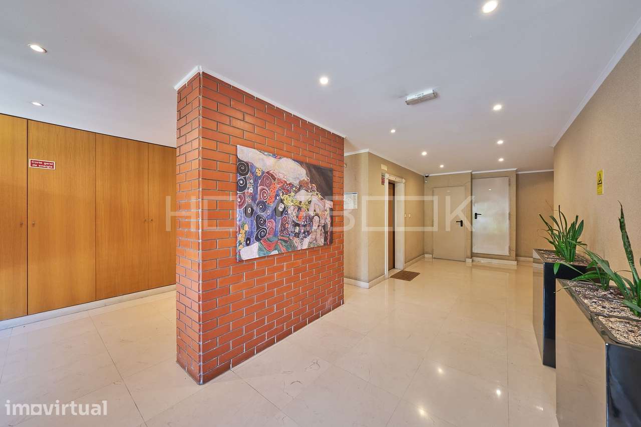 Casa no Alto dos Moinhos - Grande imagem: 2/25