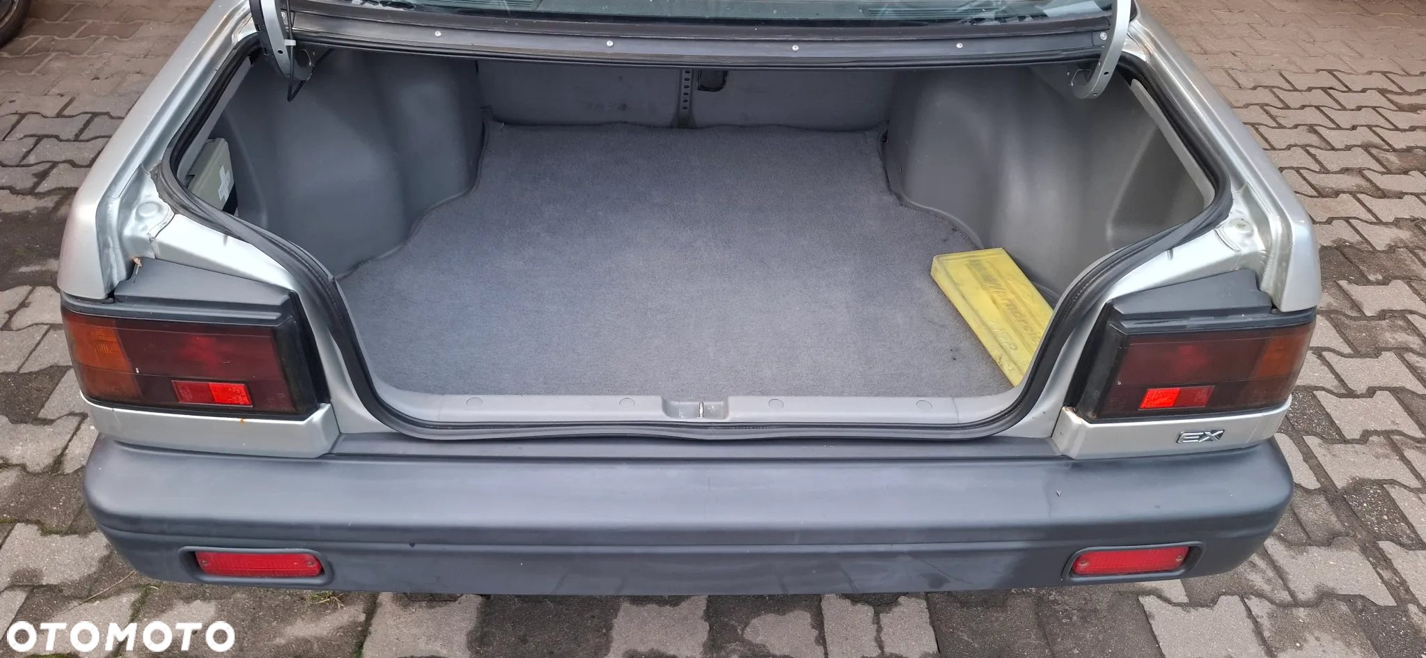 Honda Accord 2.0 EX - 13