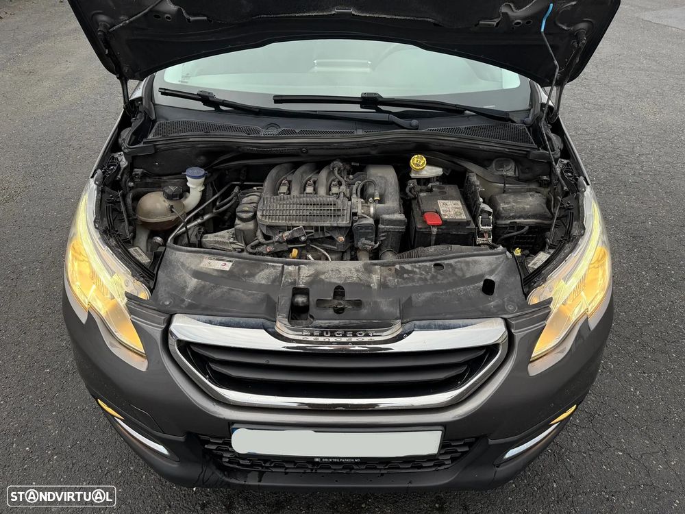 Peugeot 2008 1.2 PureTech GT Line EAT6 - 4