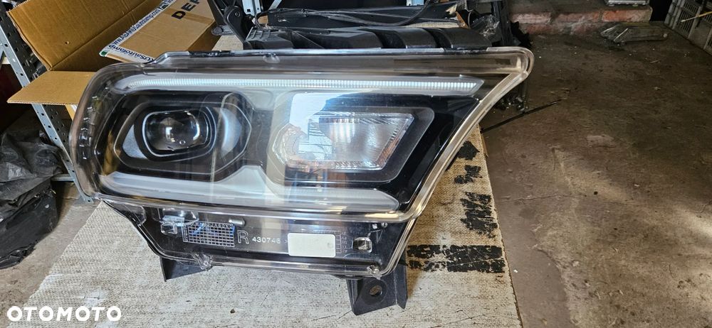 Dodge Durango III LIFT 2021-2026 GT RT CZARNY ŚRODEK Kompletny reflektor prawy Lampa prawa P68433778AF 68433778AF - 5