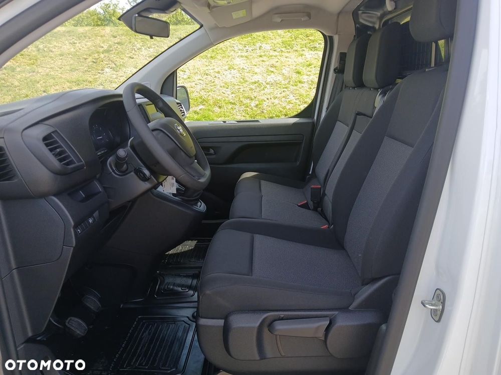 Toyota PROACE - 13
