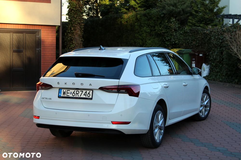 Skoda Octavia 2.0 TDI Selection - 4