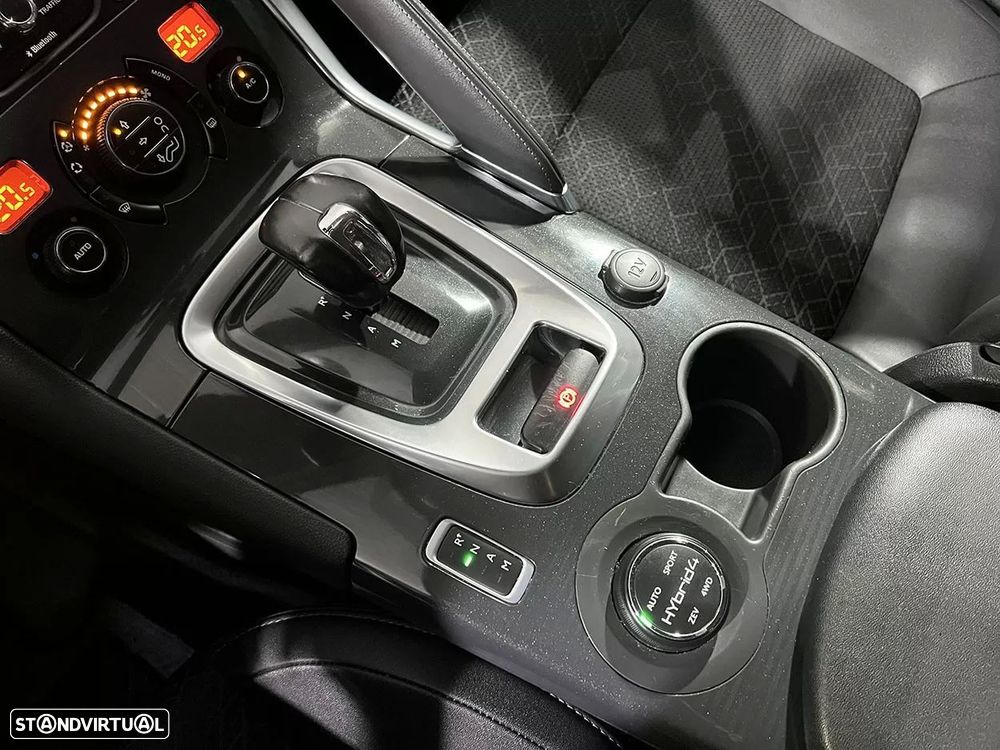 Peugeot 3008 2.0 HDi Hybrid4 99g - 16