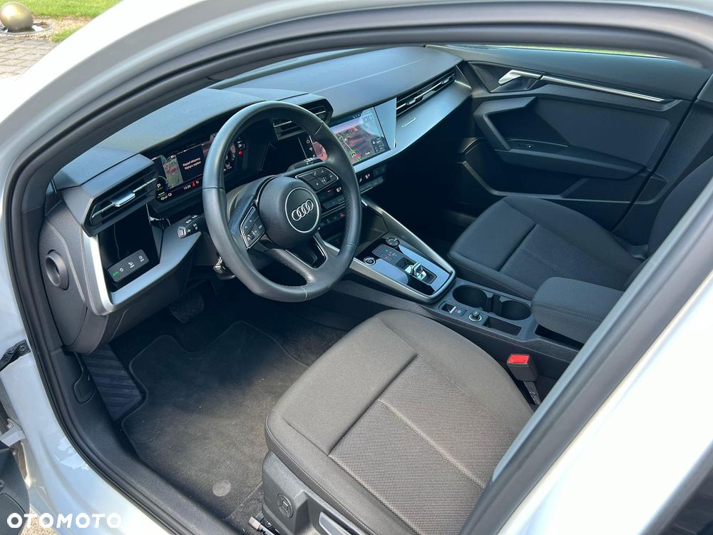 Audi A3 Sportback - 11