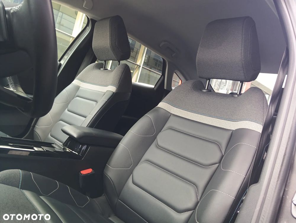 Citroën C4 1.2 PureTech Max S&S EAT8 - 15