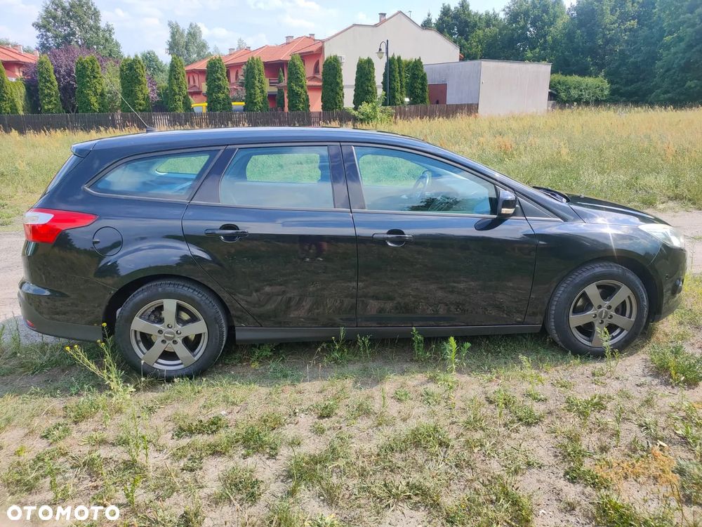 Ford Focus 1.6 Edition - 6