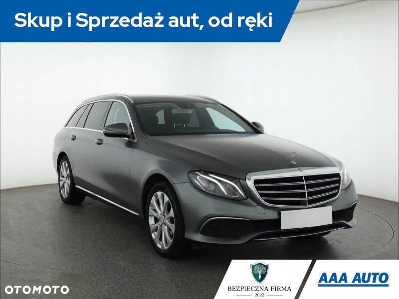 Mercedes-Benz Klasa E - 3