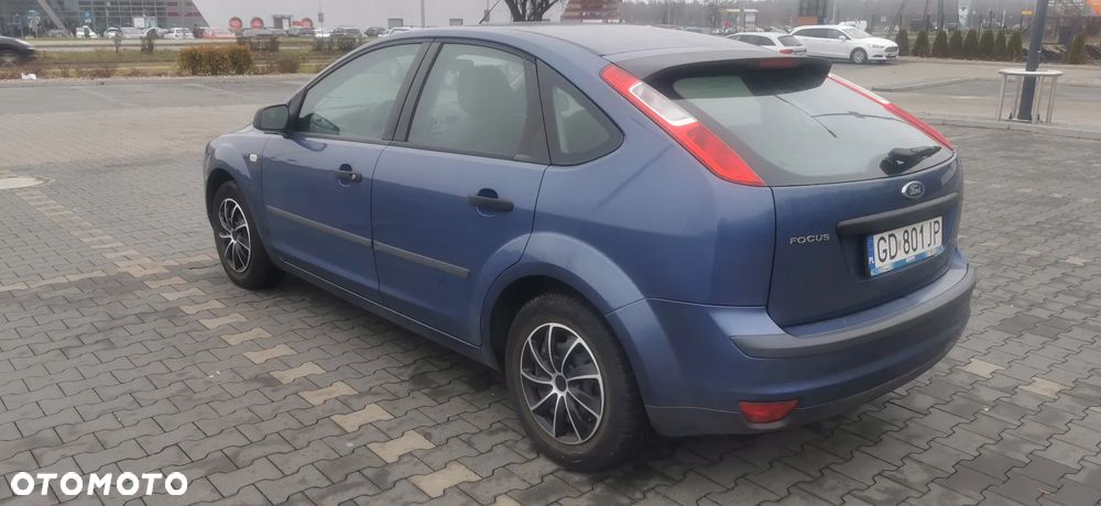 Ford Focus 1.6 16V Style - 2