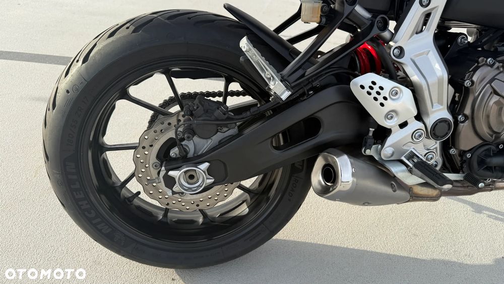 Yamaha MT - 16