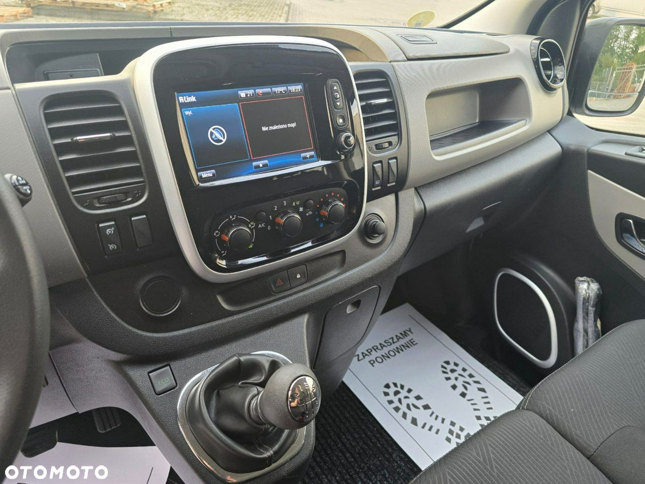 Renault Trafic - 21