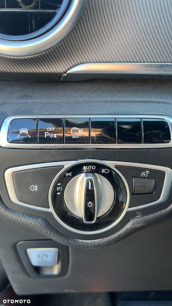 Mercedes-Benz Klasa V 250 (BlueTEC) d Avantgarde 7G-Tronic (d³ugi) - 19