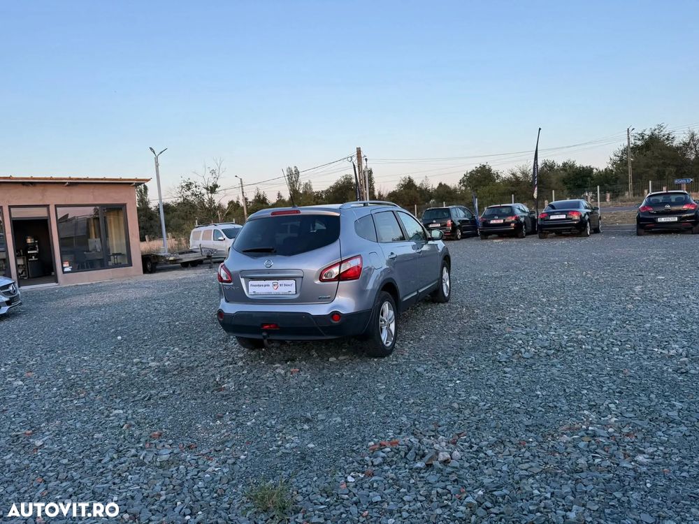 Nissan Qashqai+2 - 4