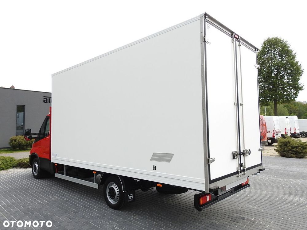 Iveco DAILY 35S18 NOWY KONTENER 10 PALET TEMPOMAT NAWIGACJA KLIMATYZACJA LEDY 180KM - 11